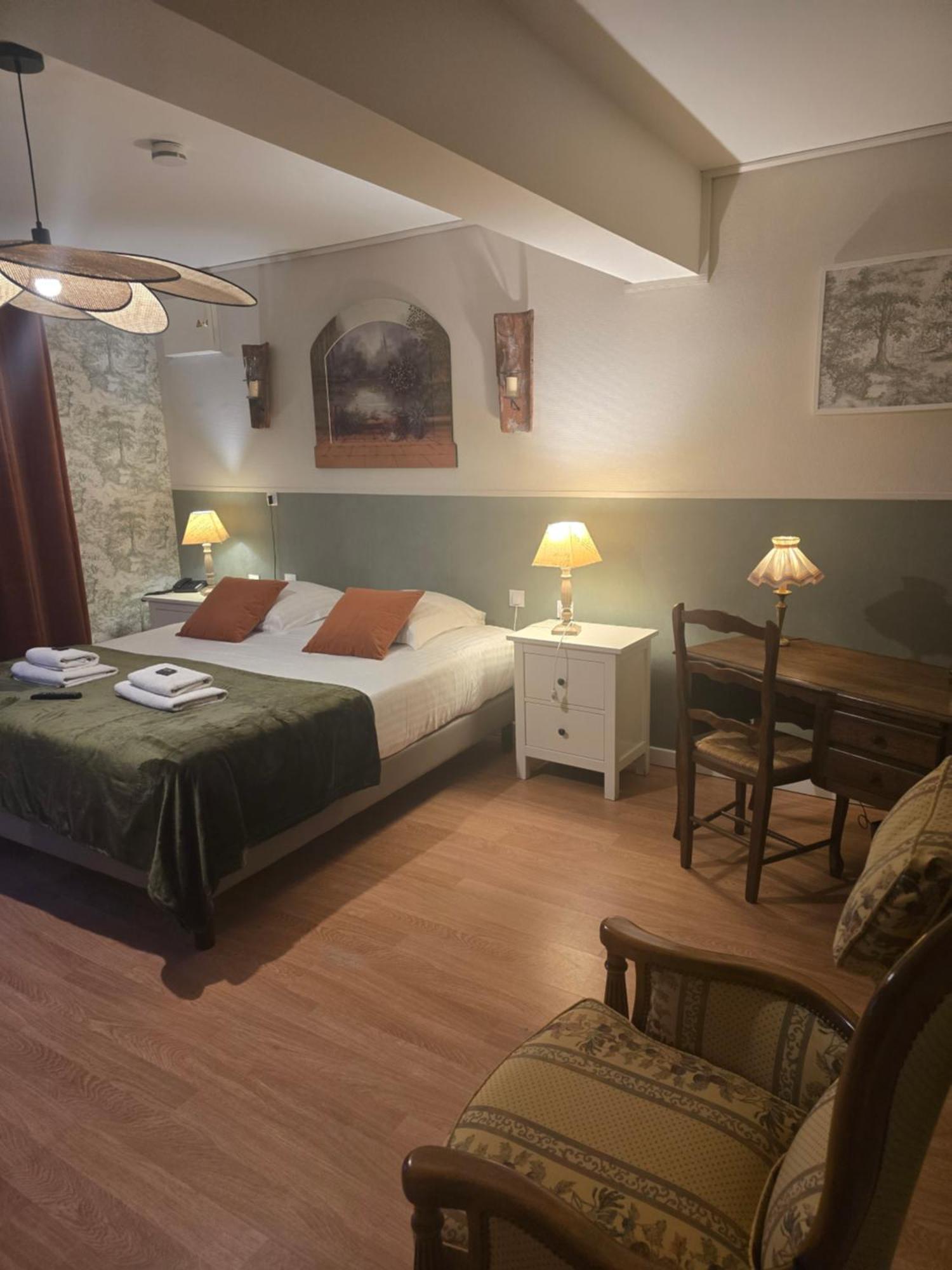 Hotel L'Ideal Le Mountbatten Арроманш-ле-Бен Экстерьер фото